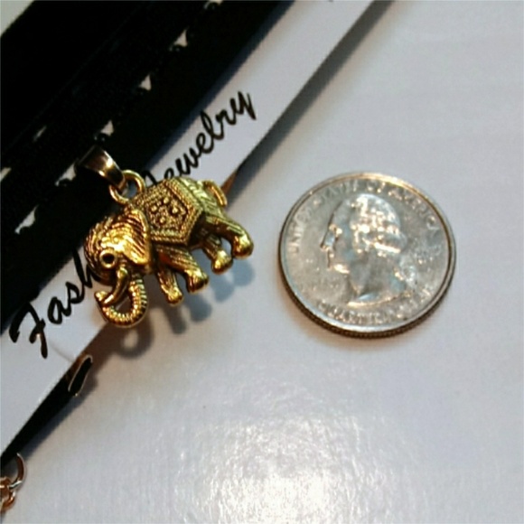 Elephant Pendent Layered Choker - Picture 4 of 6